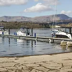 Tree Tops View בית נופש ווינדרמר